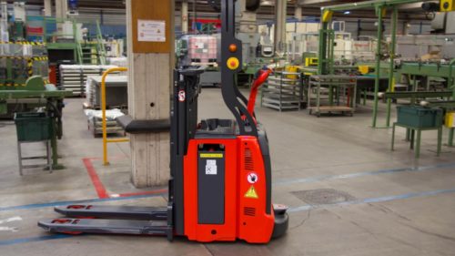 ШТАБЕЛЕР РУЧНОЙ (new) - картинка automation_truck-moving-construction-8036_16x9w1920-500x281.jpg