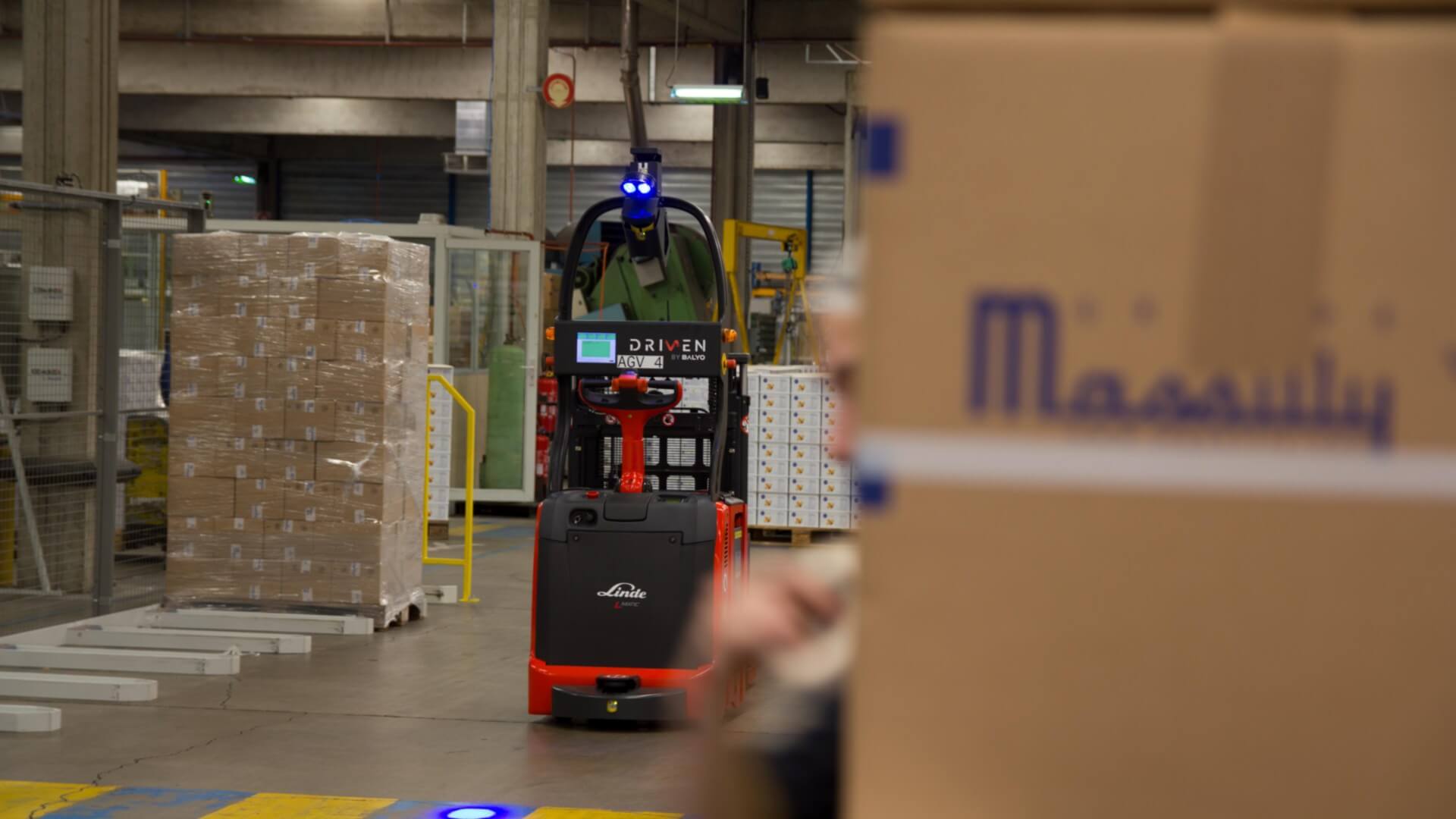 Складская техника б/у (new) - картинка automation_truck-moving-construction-8052_16x9w1920.jpg