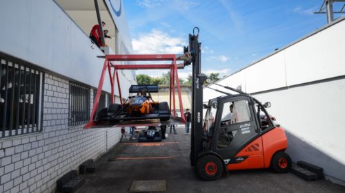 вилочный погрузчик