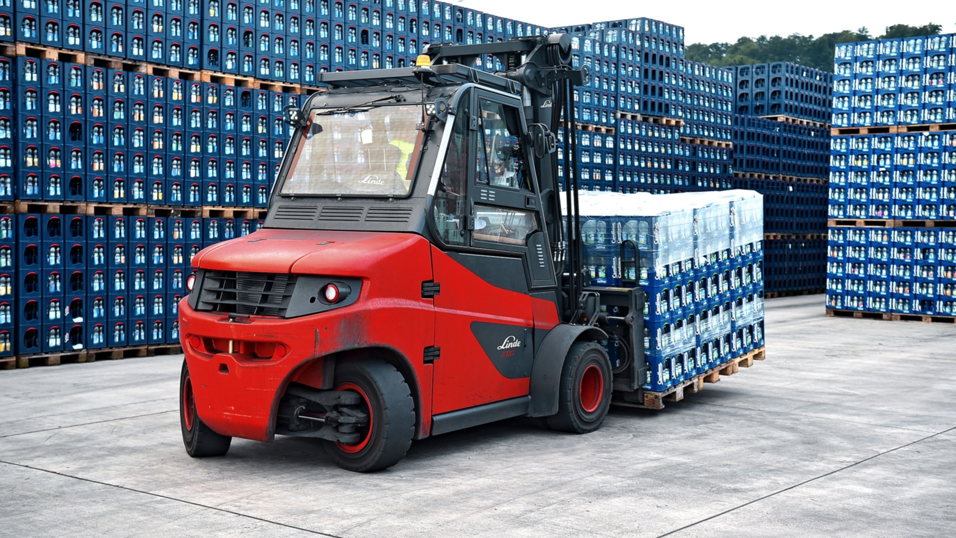 ВМЕСТЕ ПЕРЕД ЛИЦОМ ТРУДНОСТЕЙ - картинка 2wuellner_carolinenbrunnen_e-truck_moving__2645_16x9w1920.jpg