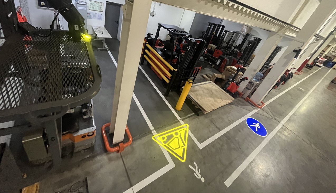 Стационарный предупреждающий проектор - картинка 1_3.jpg