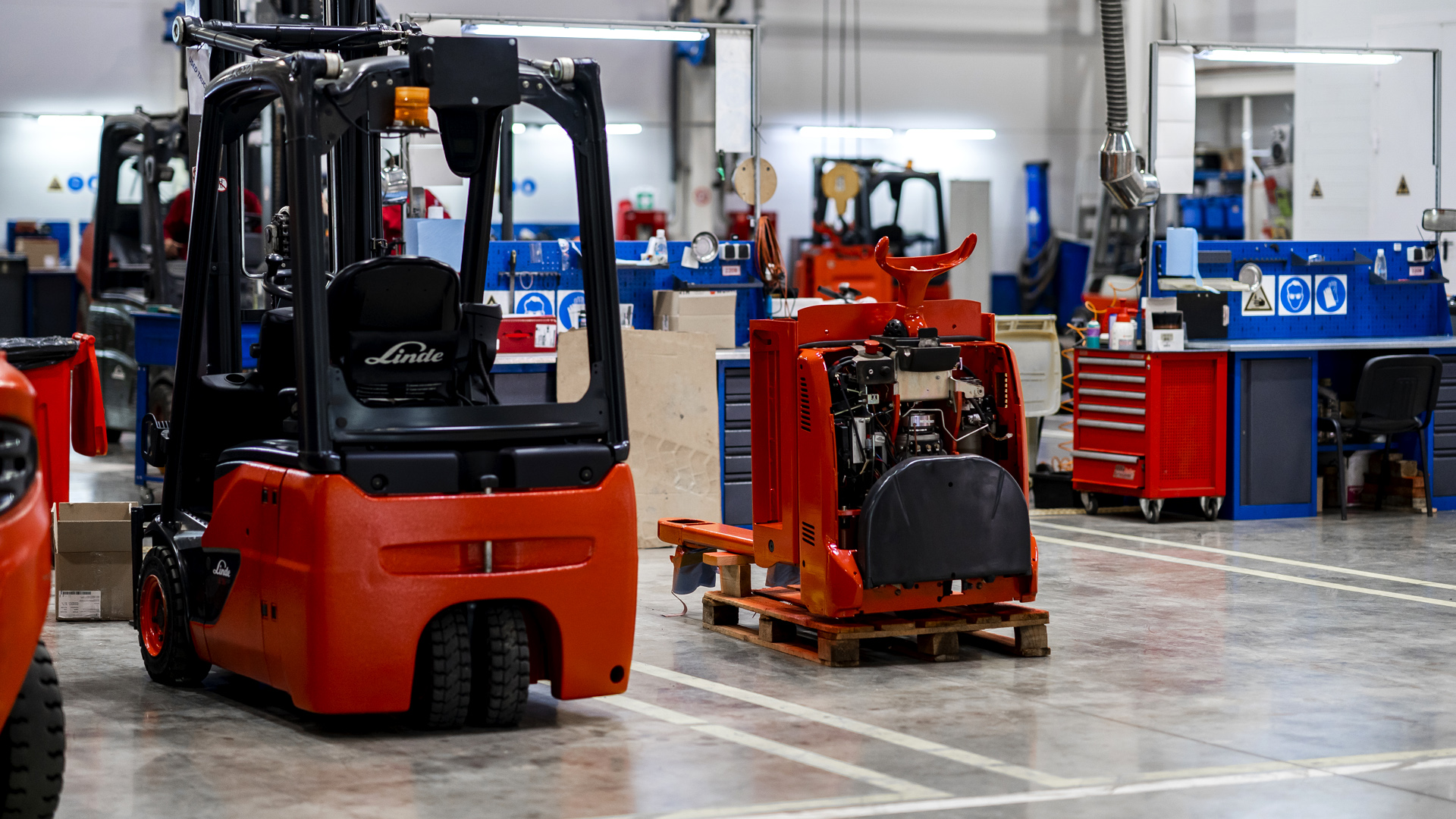 Обслуживание и ремонт - картинка 1920_1080_serv_5.jpg