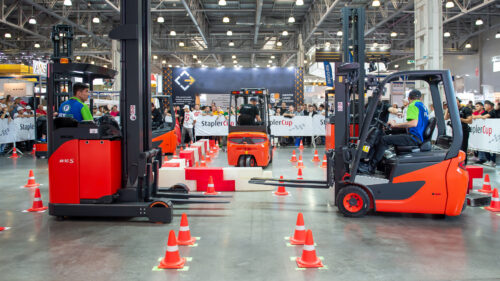 Финал турнира StaplerCup 2025 в рамках выставки CeMAT - картинка fin_1920_1080_8-500x281.jpg