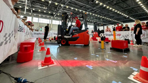 Яркий казанский дебют. Как прошел заключительный отборочный турнир StaplerCup-2025 - картинка kzn_1-500x281.jpg