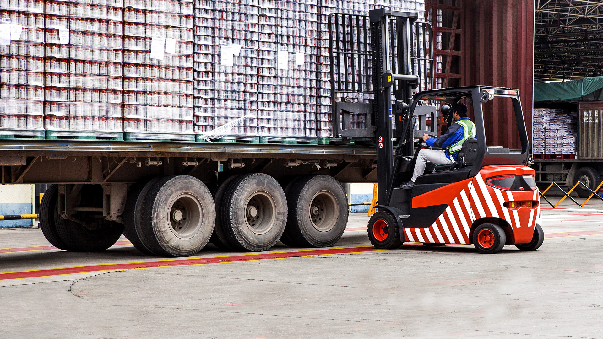 Флагман модельного ряда электропогрузчиков - картинка 1920_1080_pr_1_2.jpg